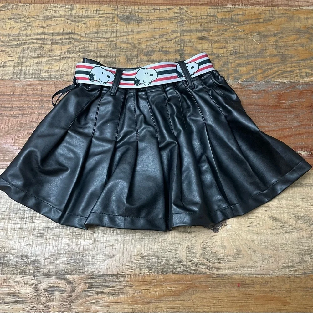 NWT Justice Girls XS 4/5 Snoppy skirt with built in shorts vegan leather